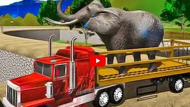 Big Farm Animal Transport Truck
