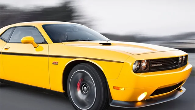 Dodge Challenger SRT8 Slide