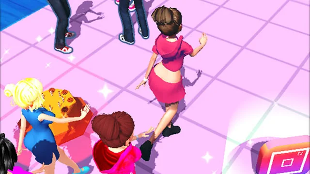 Fashion Girl Walk