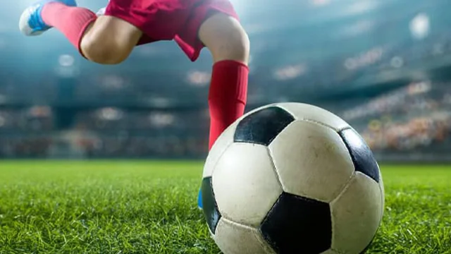 Kick The Soccer Ball game thumbnail
