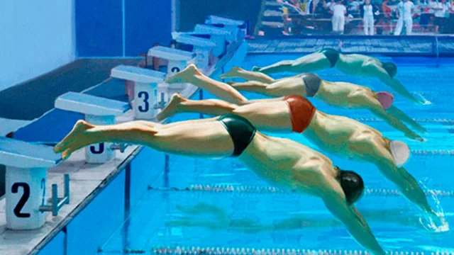 Swimming Pool Race game thumbnail